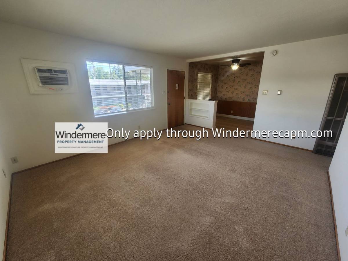 Apartment for rent at 4421 Del Rio Rd, Sacramento, CA 95822
