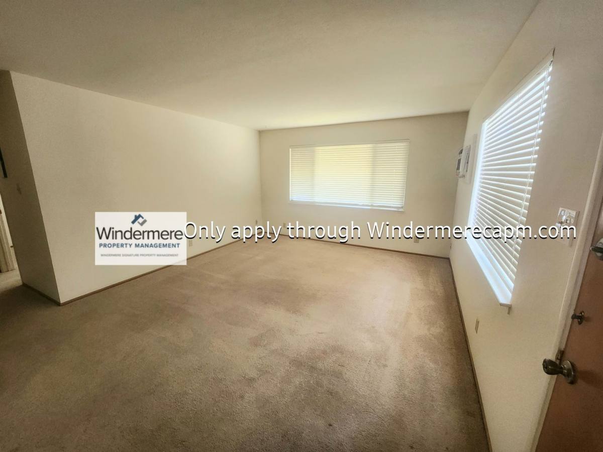 Apartment for rent at 4421 Del Rio Rd, Sacramento, CA 95822