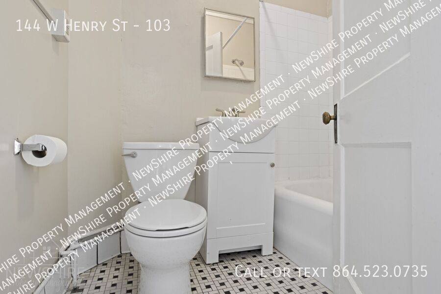 Apartment for rent at 144 W Henry St #103, Spartanburg, SC 29306