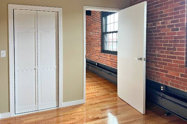 Apartment for rent at 45 High St #6, North Andover, MA 01845