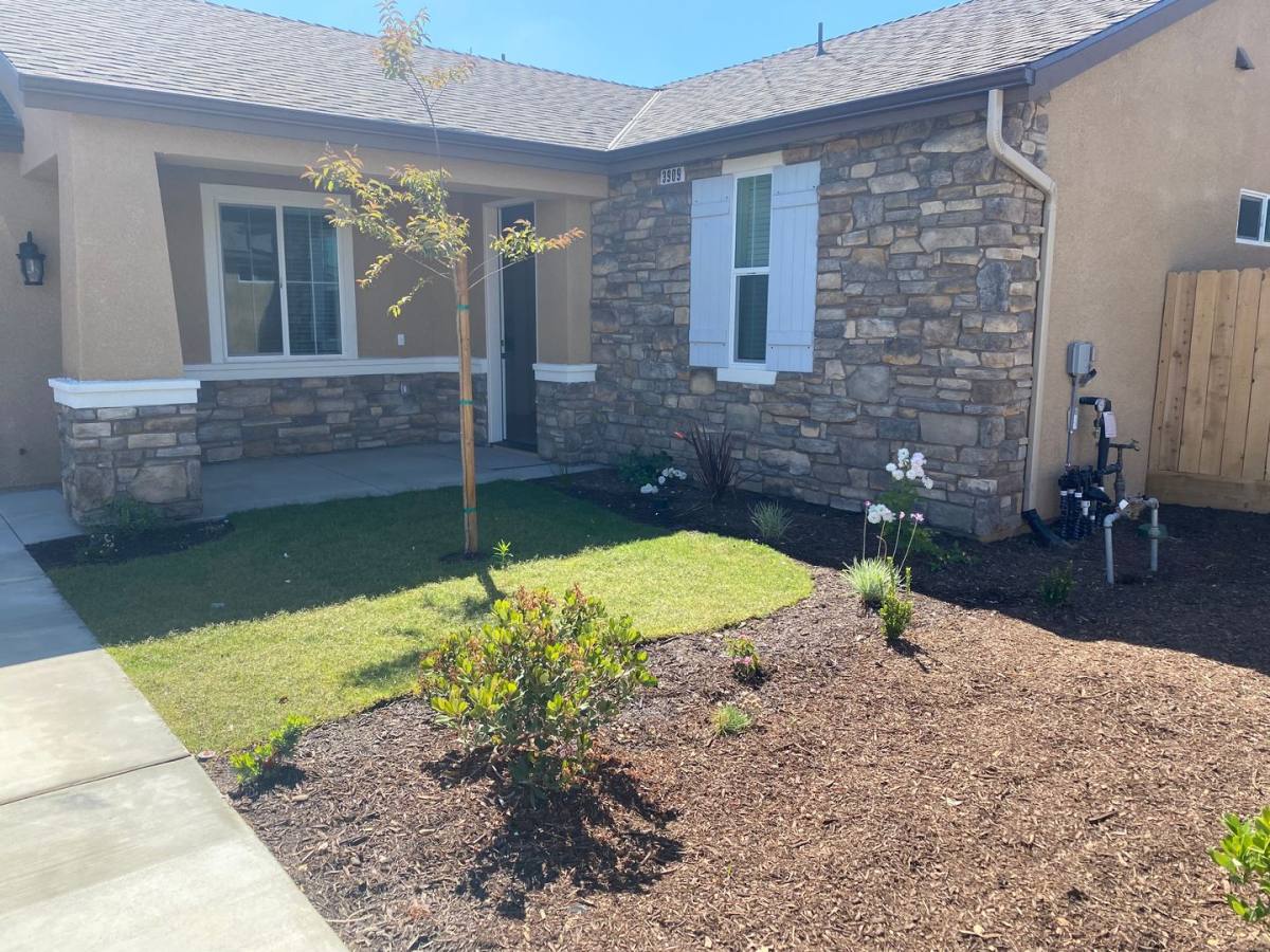 House for rent at 3909 W Nellis Ave, Visalia, CA 93277