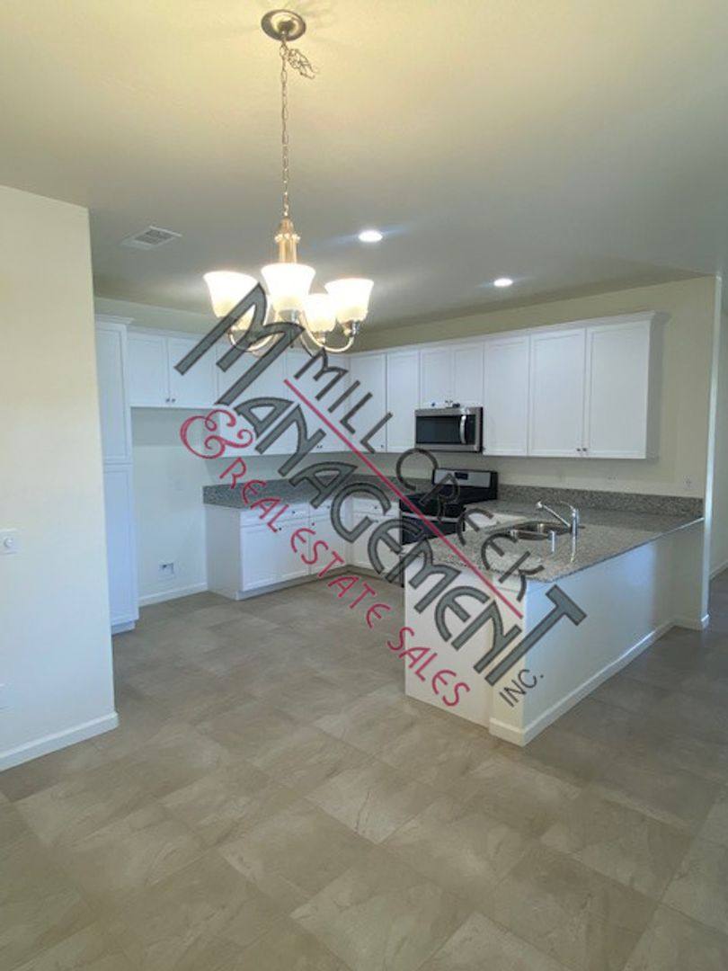 House for rent at 3909 W Nellis Ave, Visalia, CA 93277