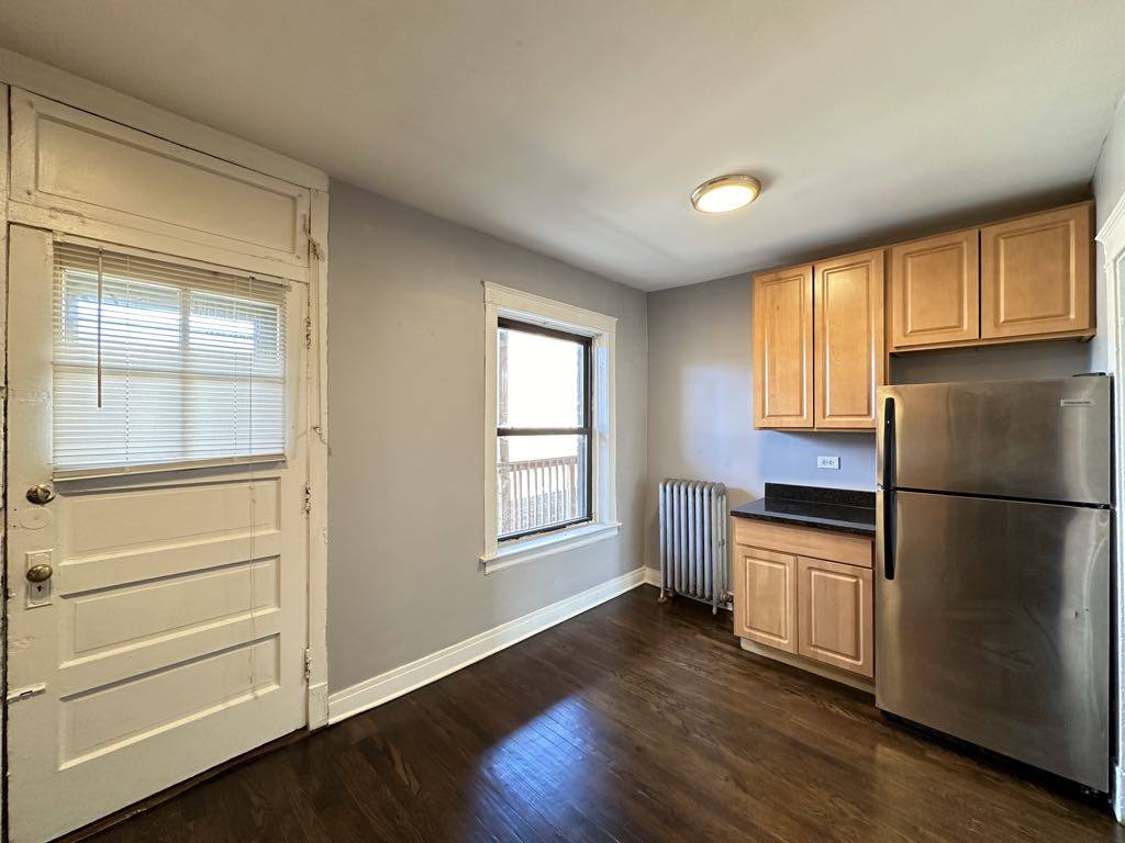 Apartment for rent at 3602 Sunnyside #5, Chicago, IL 60625