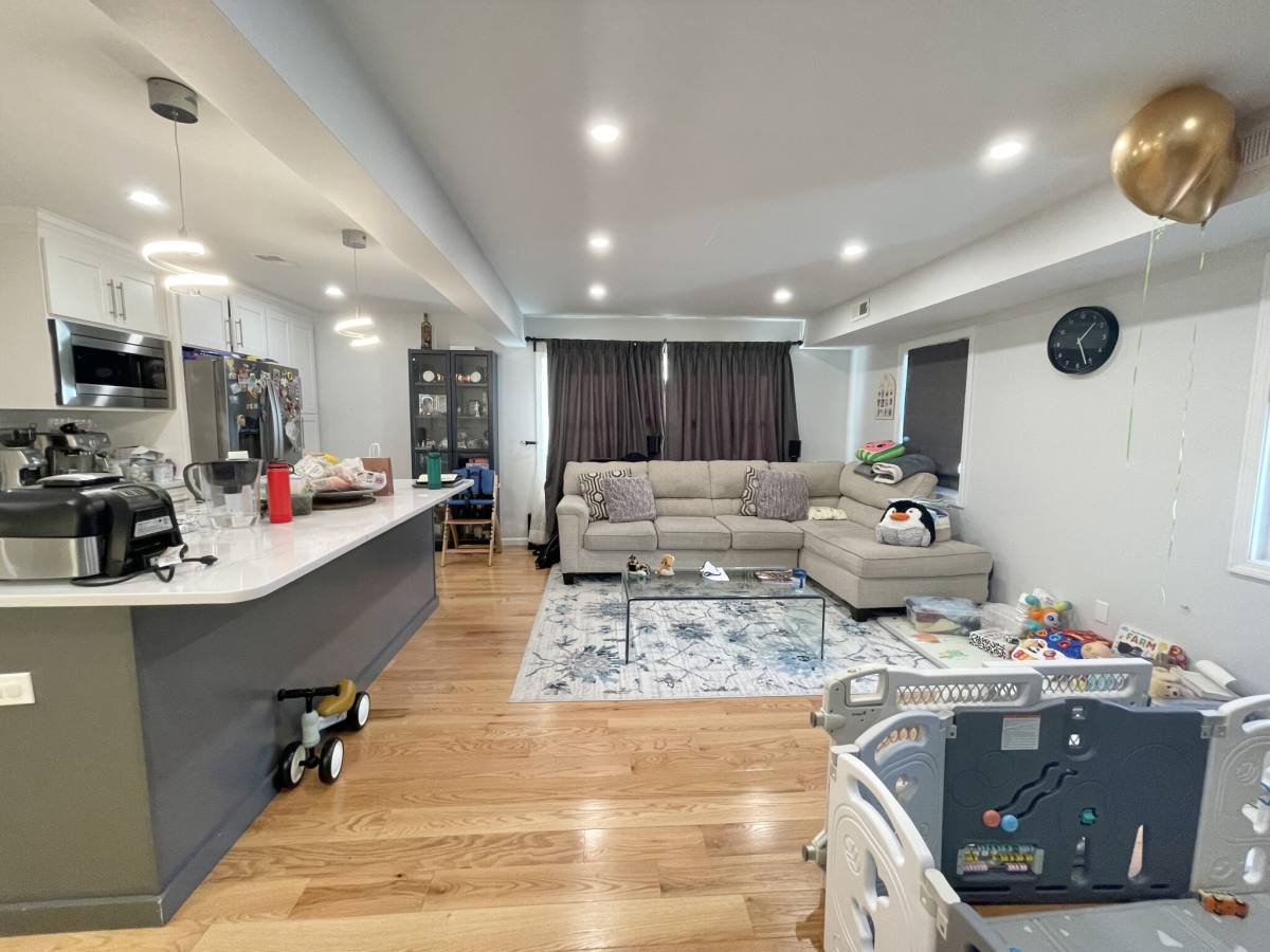 Townhouse for rent at 15 Marion St E, Roslindale, MA 02131