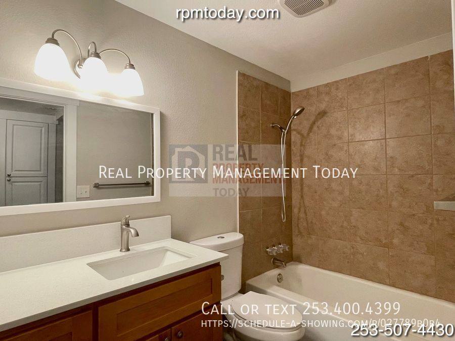 Apartment for rent at 6415 Steilacoom Blvd SW #2, Lakewood, WA 98499