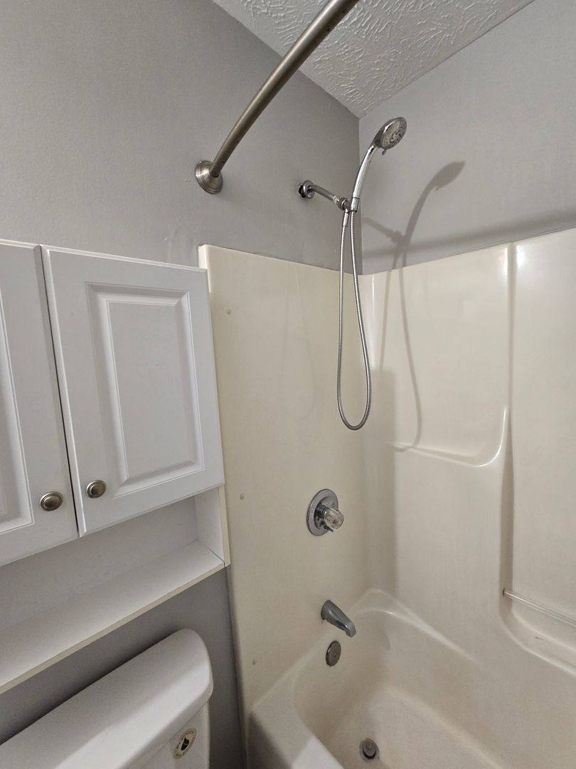 House for rent at 6520 Applewhite Rd, Fayetteville, NC 28304