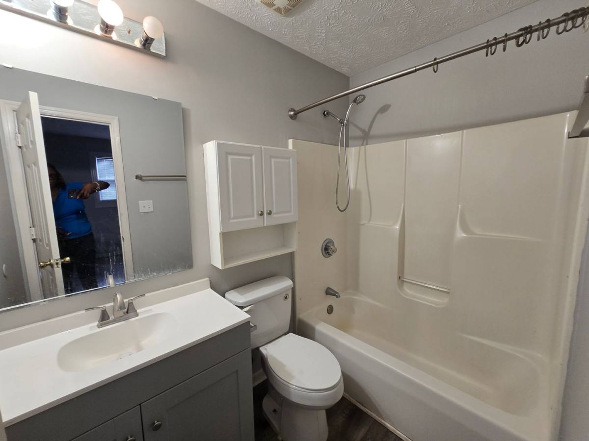 House for rent at 6520 Applewhite Rd, Fayetteville, NC 28304
