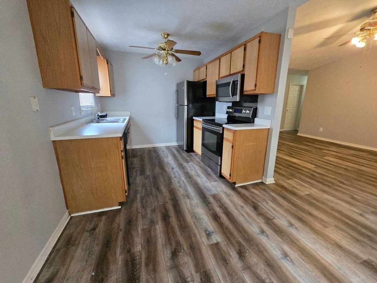 House for rent at 6520 Applewhite Rd, Fayetteville, NC 28304