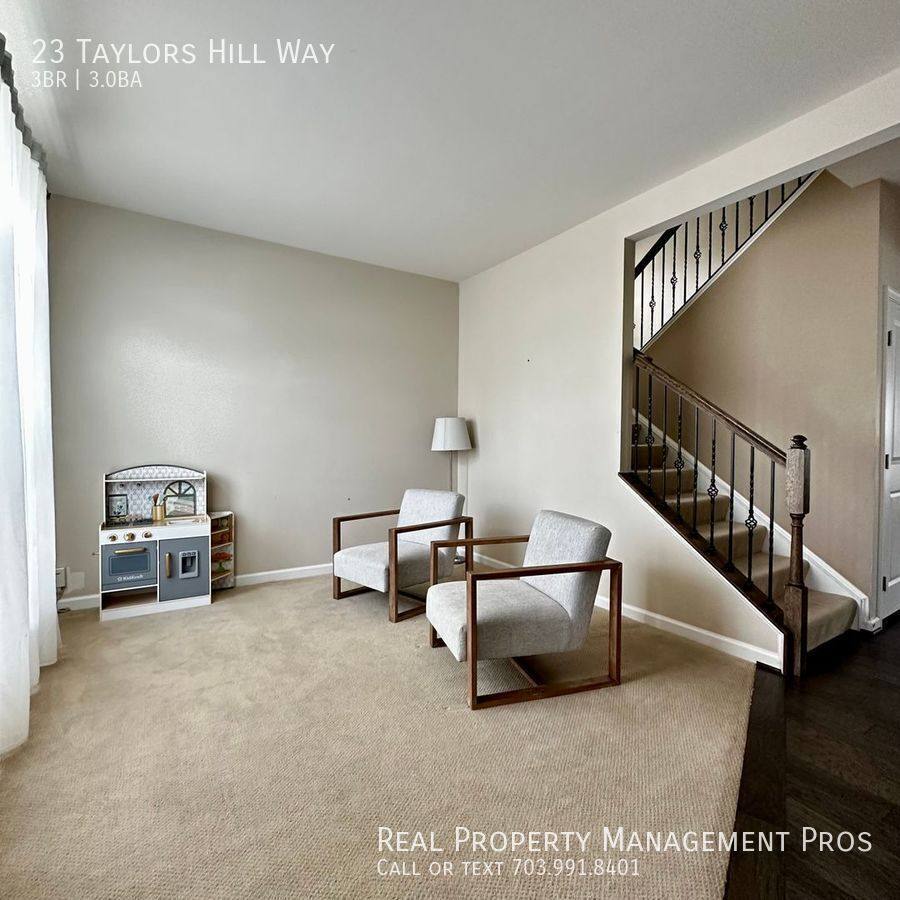 House for rent at 23 Taylors Hill Way, Fredericksburg, VA 22405