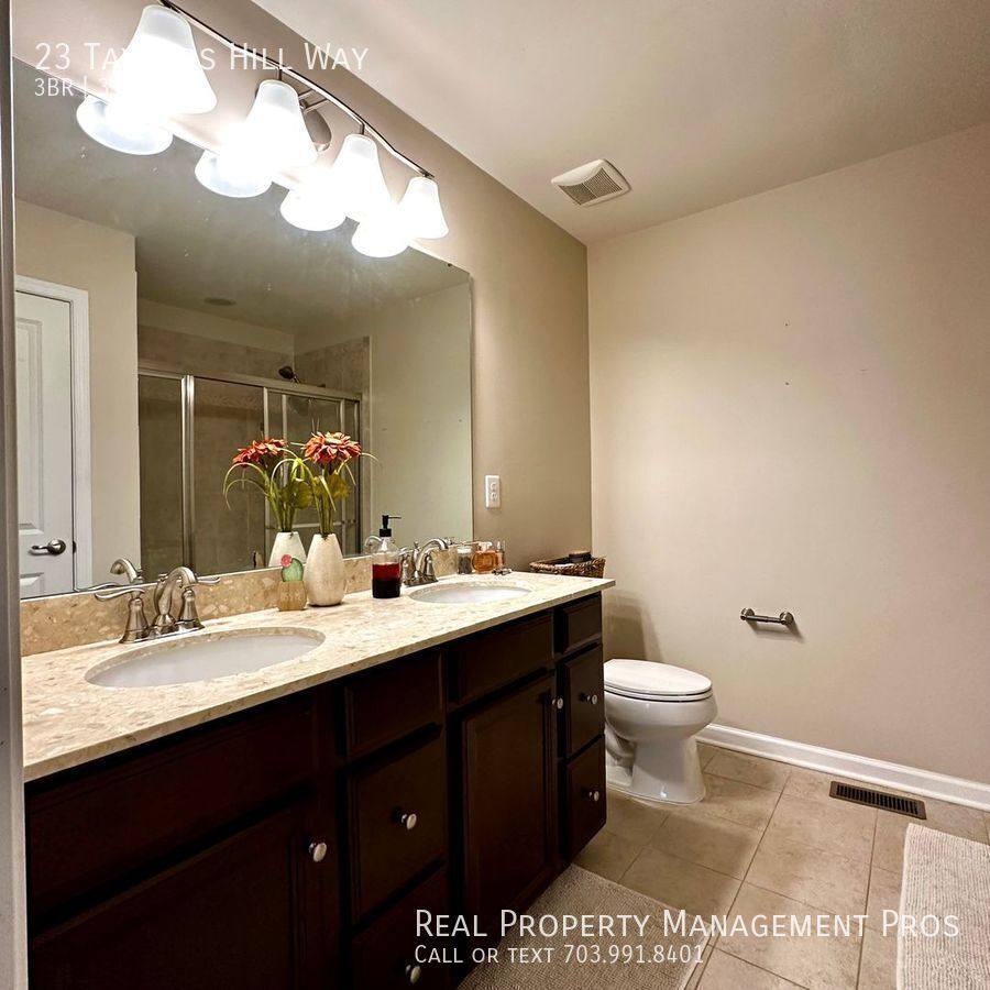 House for rent at 23 Taylors Hill Way, Fredericksburg, VA 22405