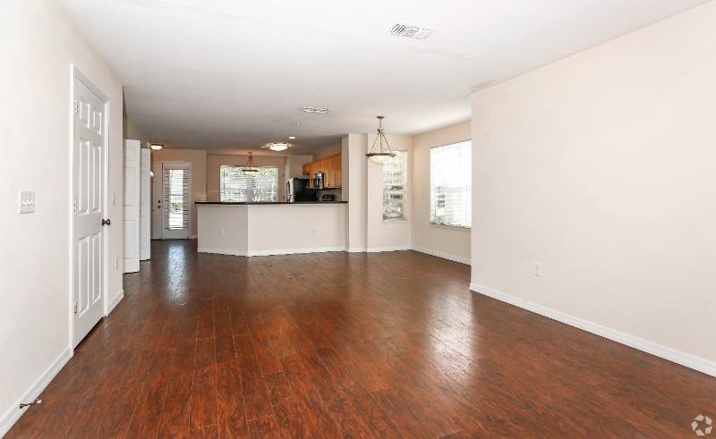Townhouse for rent at 5926 Lake Pointe Village Circle, Orlando, FL 32822