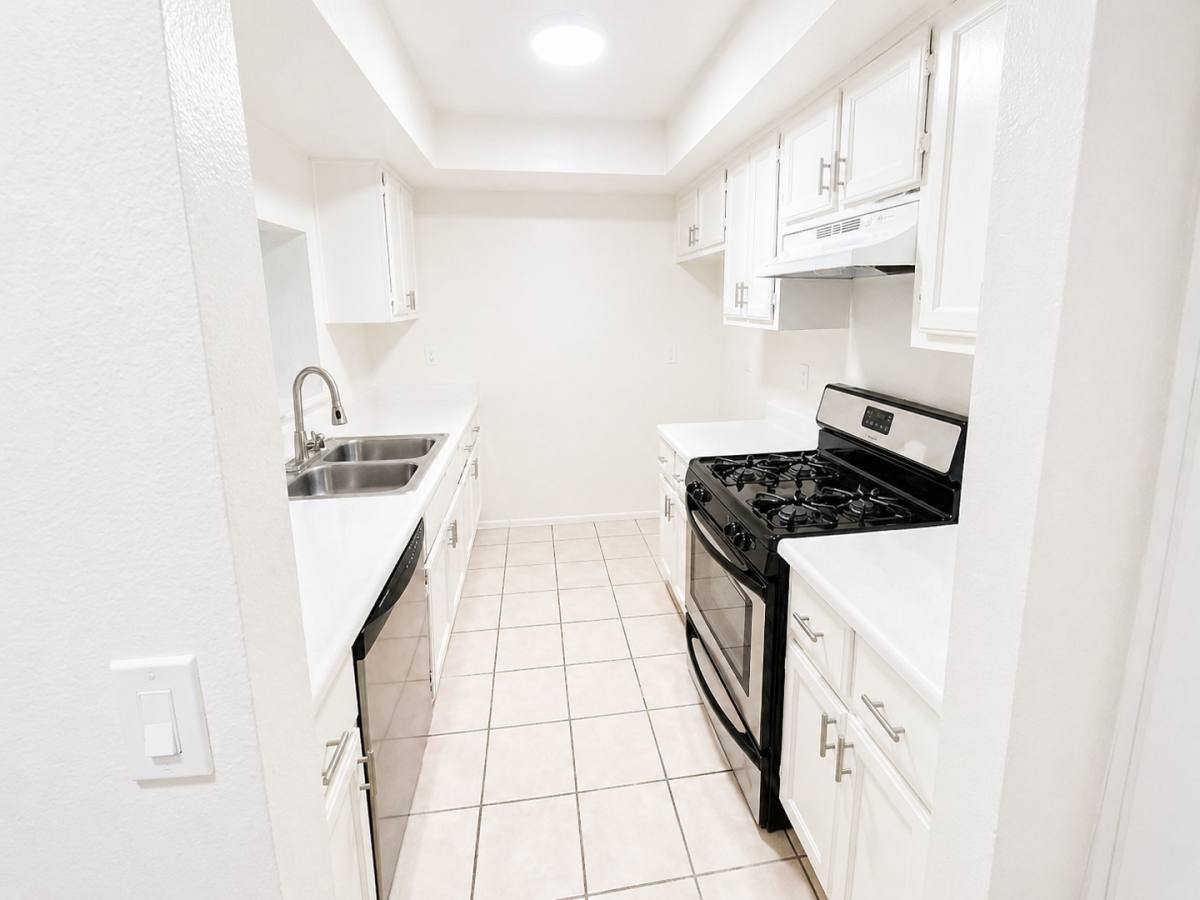 Apartment for rent at 15020 Burbank Blvd, Van Nuys, CA 91411