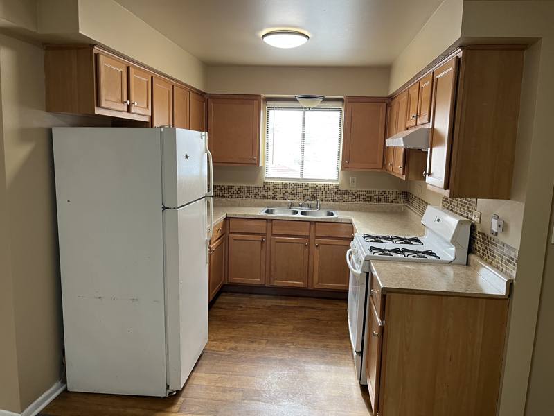 Apartment for rent at 7718 Wildwood Court, Darien, IL 60561