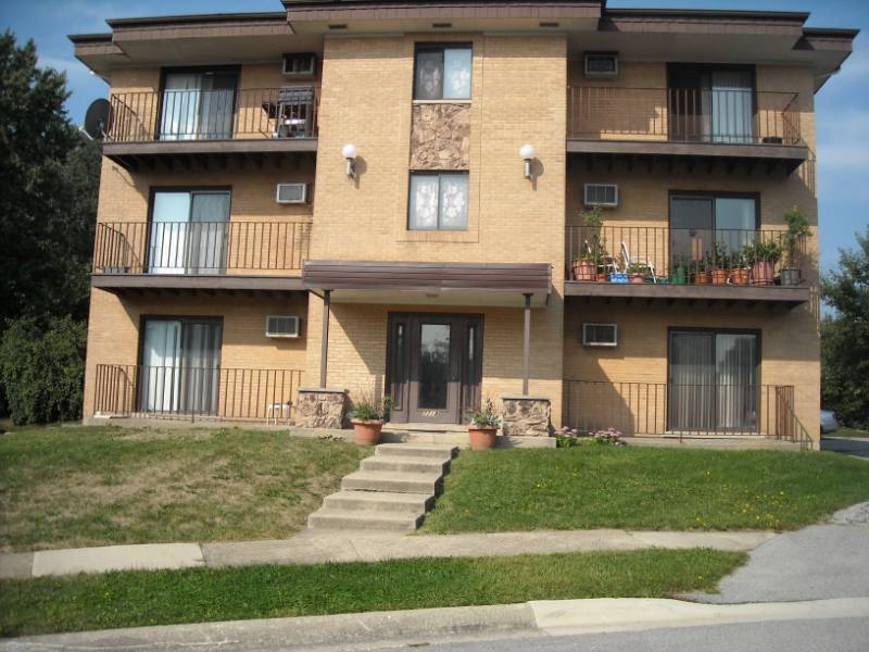 Apartment for rent at 7718 Wildwood Court, Darien, IL 60561