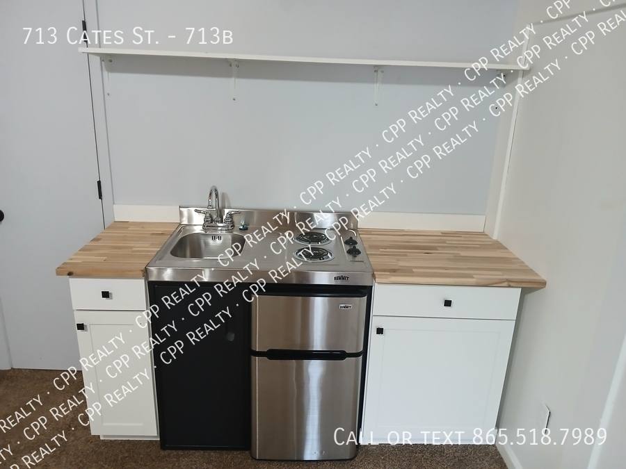 Apartment for rent at 713 Cates St #713B, Maryville, TN 37803