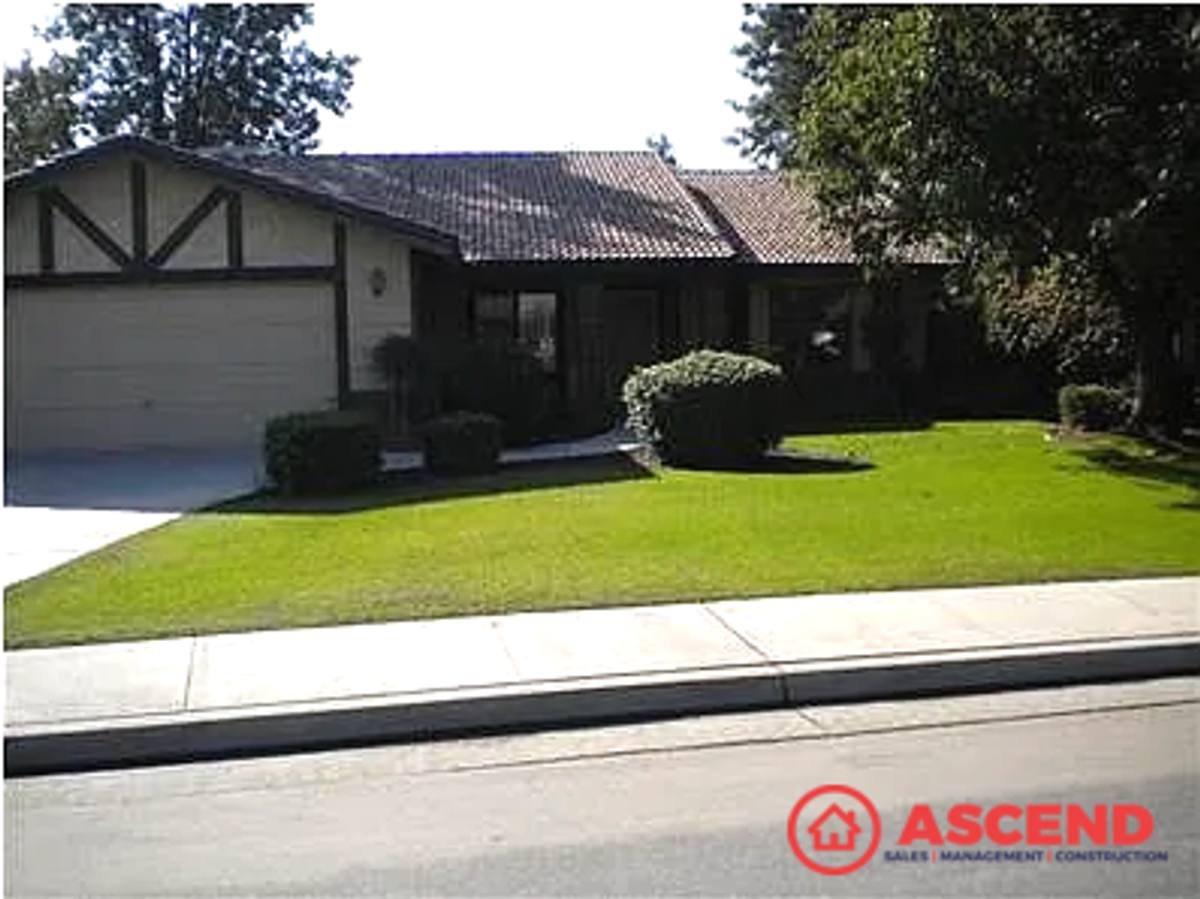 House for rent at 7225 Copper Creek Way, Bakersfield, CA 93308