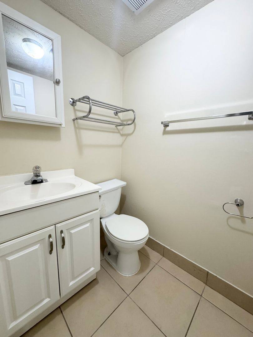 House for rent at 6505 Lafayette Ave, Omaha, NE 68132