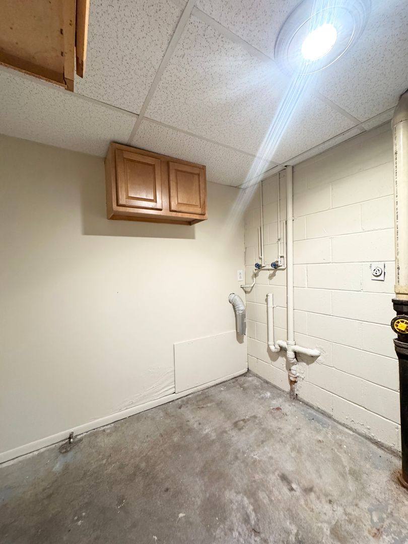 House for rent at 6505 Lafayette Ave, Omaha, NE 68132