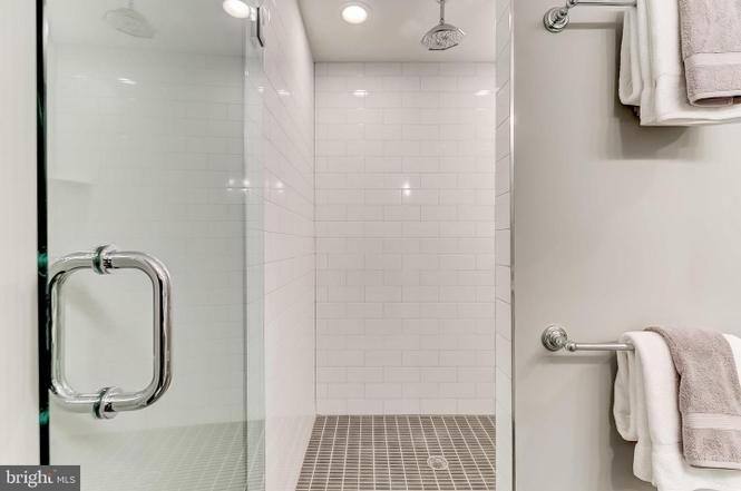 Townhouse for rent at 3405 - Ul Front of House Room #1, Baltimore, MD 21224