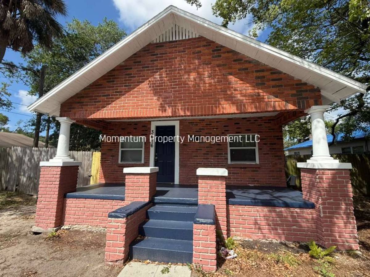 House for rent at 3616 Machado St, Tampa, FL 33605