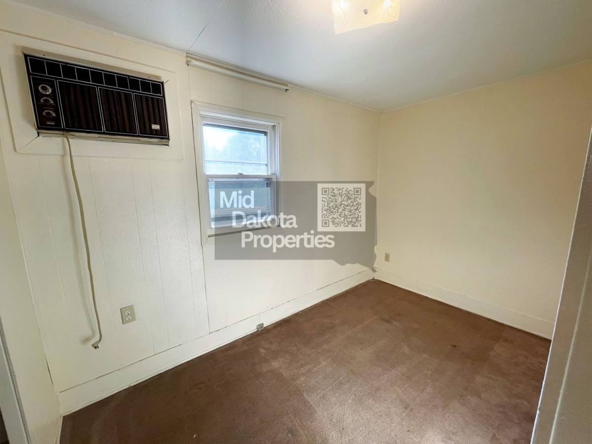 House for rent at 716 W Ash, Mitchell, SD 57301