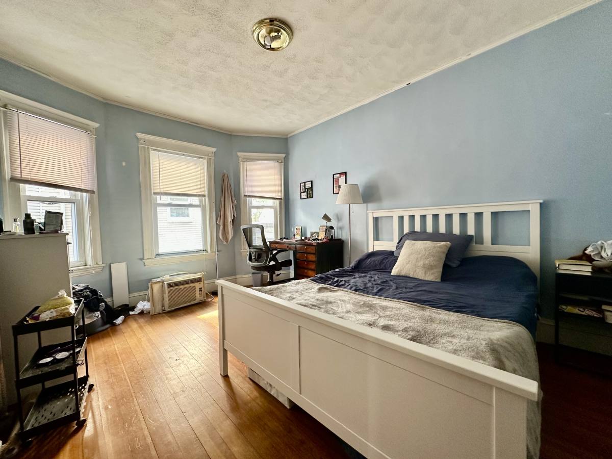 Apartment for rent at 183 College Ave #1, Somerville, MA 02144