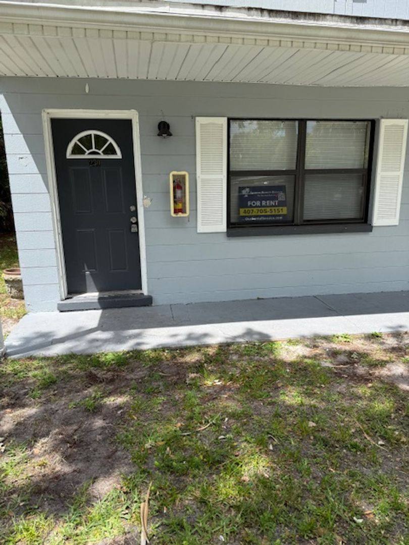 Apartment for rent at 230 N Robbins Ave, Titusville, FL 32796