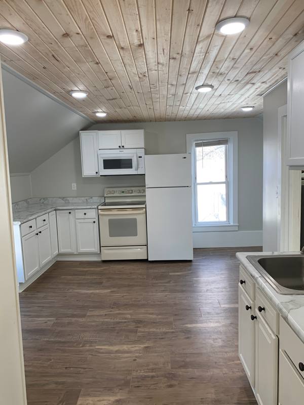 Apartment for rent at 720 N Lafayette St #2, Greenville, MI 48838