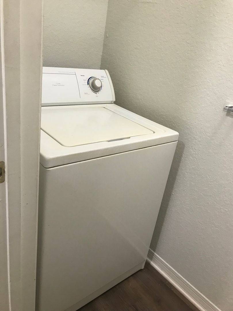 Apartment for rent at 3615 Conroy Rd, Orlando, FL 32839