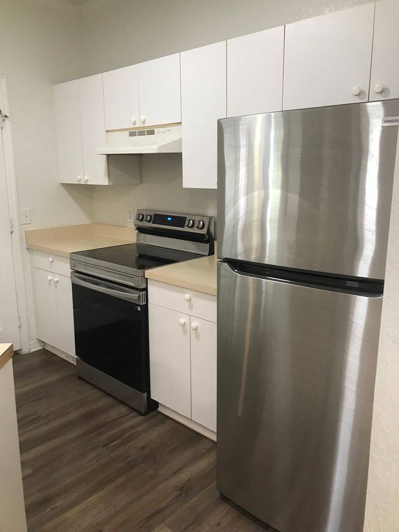 Apartment for rent at 3615 Conroy Rd, Orlando, FL 32839