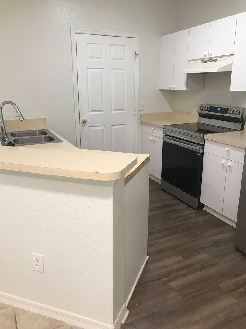 Apartment for rent at 3615 Conroy Rd, Orlando, FL 32839