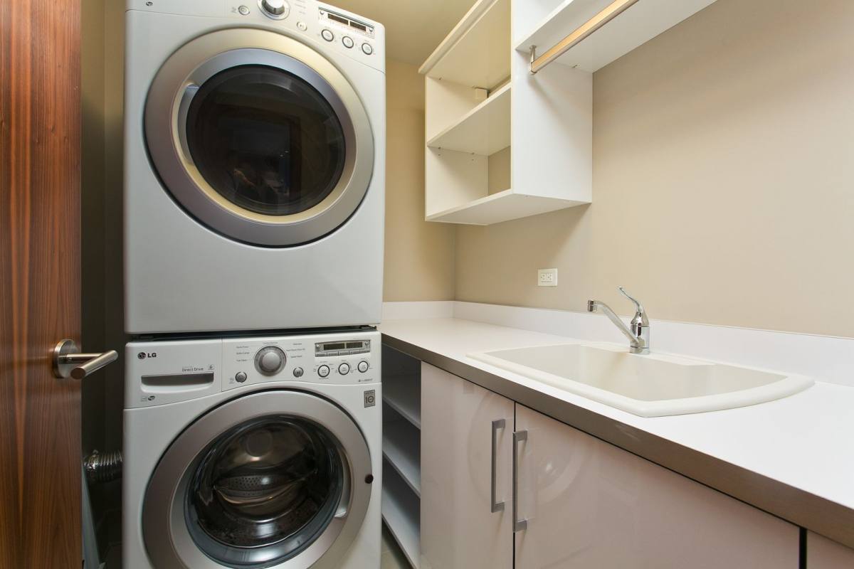 Condo for rent at 1555 Kapiolani Blvd, Honolulu, HI 96814