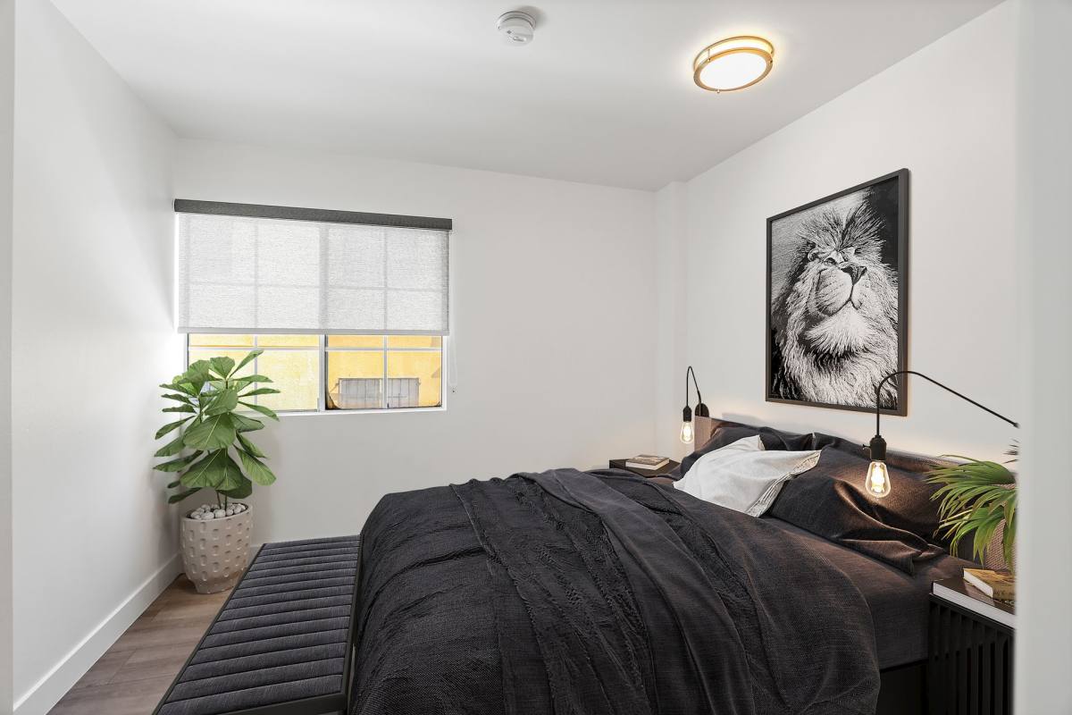 Apartment for rent at 920 Everett St, Los Angeles, CA 90026