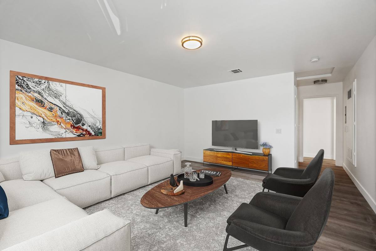 Apartment for rent at 920 Everett St, Los Angeles, CA 90026