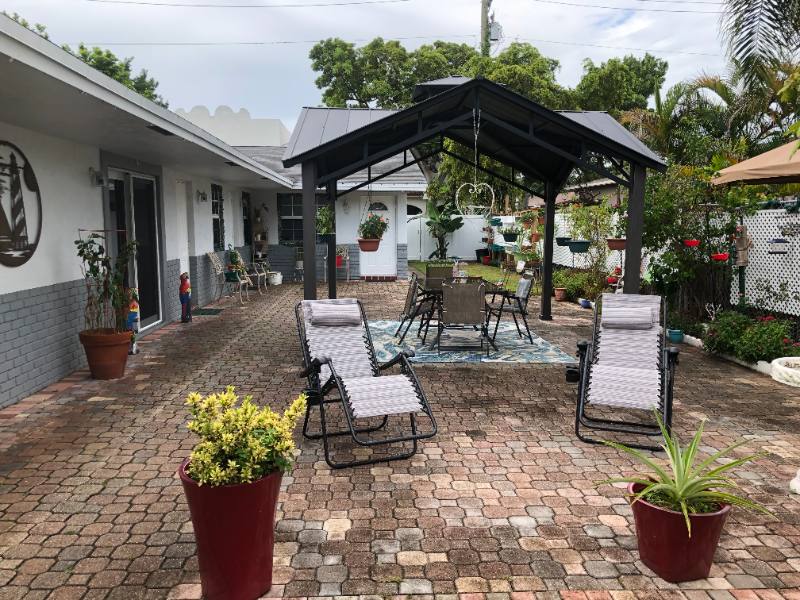 Apartment for rent at 506 SW 18th Court, Fort Lauderdale, FL 33315