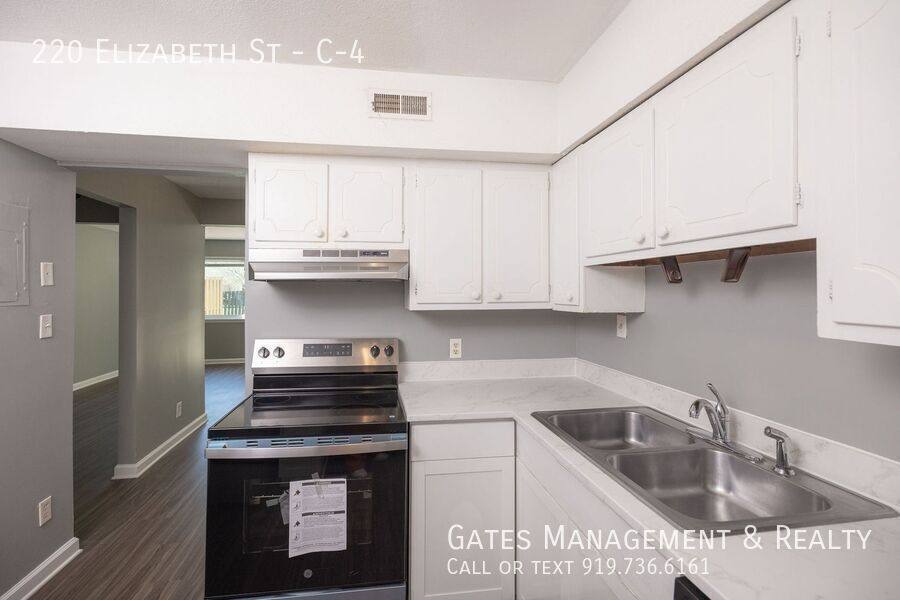 Condo for rent at 220 Elizabeth St #C-4, Chapel Hill, NC 27514