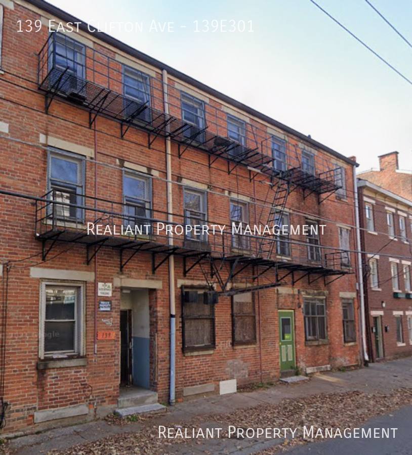 Apartment for rent at 139 E Clifton Ave #139E301, Cincinnati, OH 45202