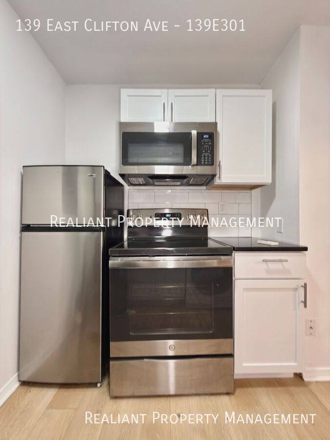 Apartment for rent at 139 E Clifton Ave #139E301, Cincinnati, OH 45202