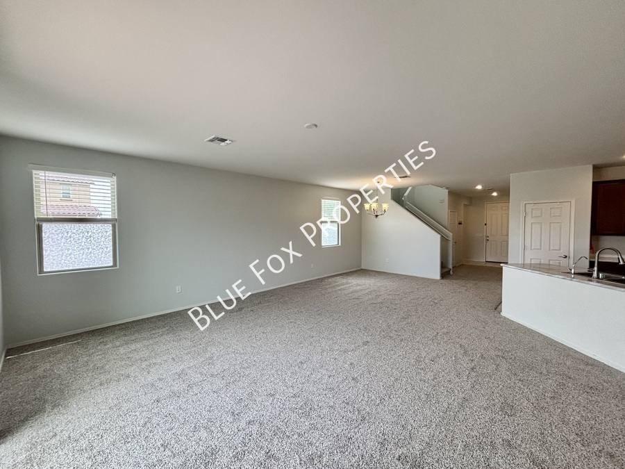 House for rent at 8518 W Pelican Place, Tucson, AZ 85757