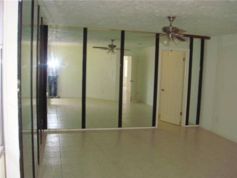 House for rent at 13307 Oak Ledge Dr, Houston, TX 77065
