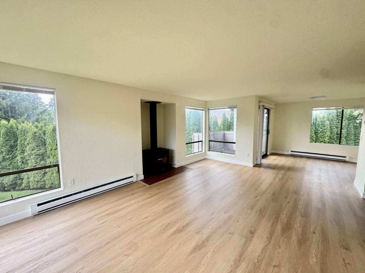 Apartment for rent at 17319 Stone Court N, Seattle, WA 98133