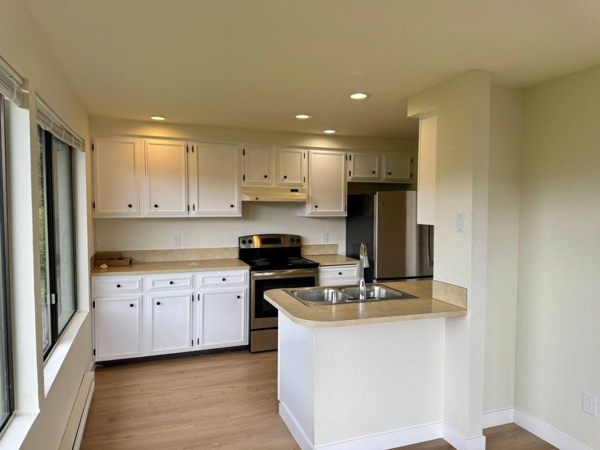 Apartment for rent at 17319 Stone Court N, Seattle, WA 98133