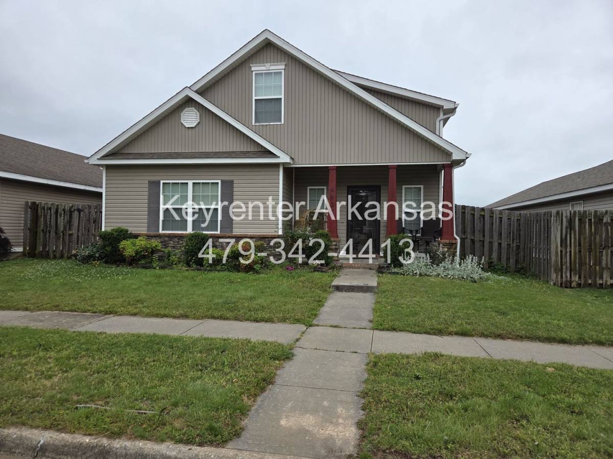 House for rent at 4435 W Pecan St, Fayetteville, AR 72704