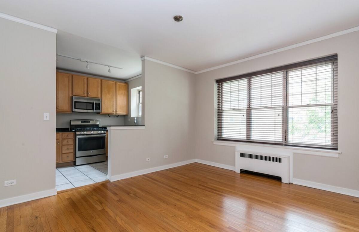 Apartment for rent at 2732 Hampton Parkway #D1, Evanston, IL 60201