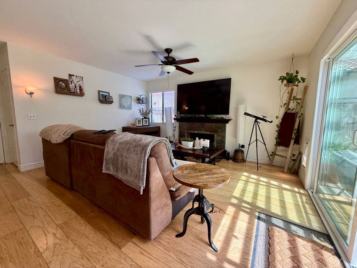 Townhouse for rent at 7034 Ivy St, Carlsbad, CA 92011