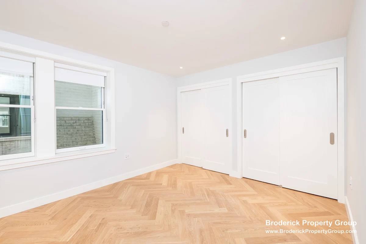 Apartment for rent at 12 Commonwealth Ave #205, Boston, MA 02116
