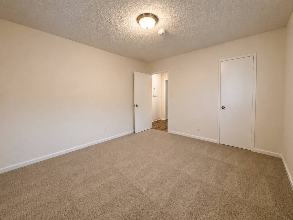 Apartment for rent at 1644 Electric Ave #1, Venice, CA 90291