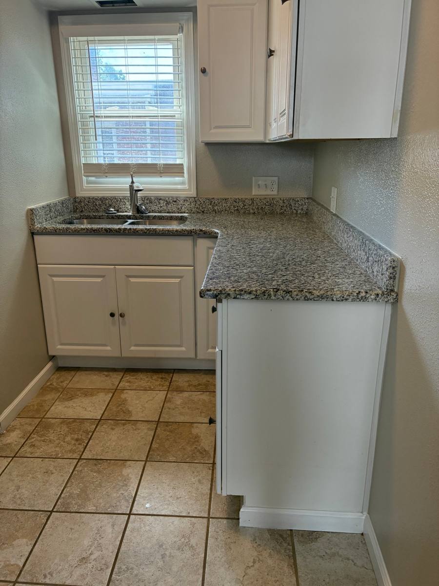 Apartment for rent at 5716 Phillips Ave #4, Sylvania, OH 43560