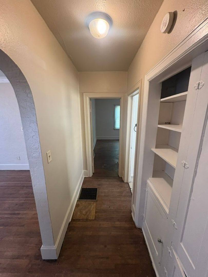House for rent at 2207 N Ellis St, Peoria, IL 61604