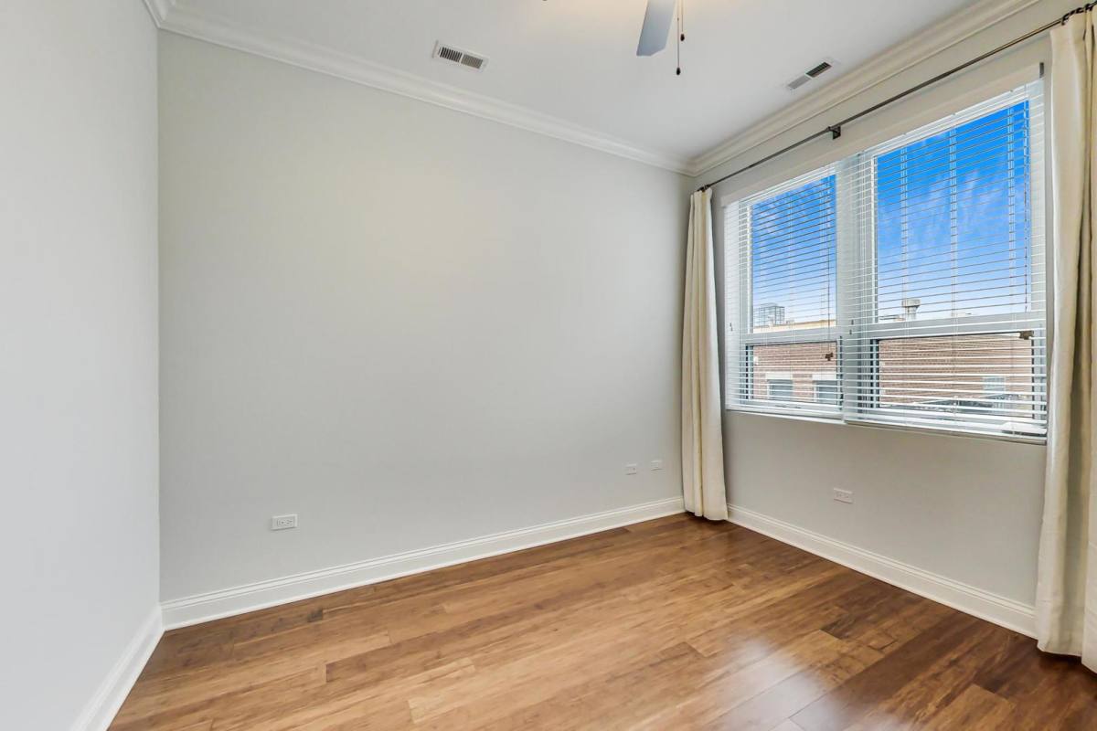 Condo for rent at 1247 W Madison St #204, Chicago, IL 60607